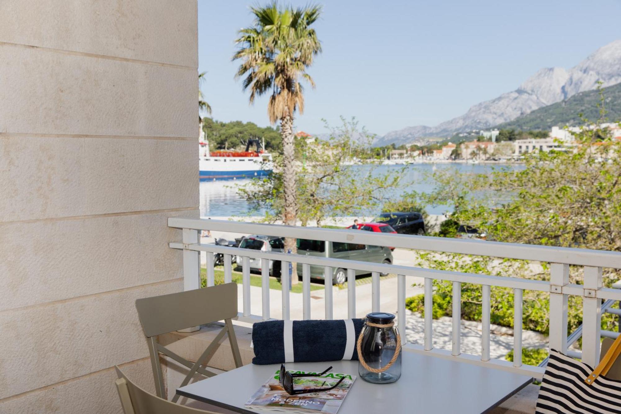 Makarska City Bay Studios Exterior photo